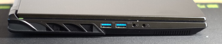 2 x USB tipo A 3.2 Gen1, uscita cuffie (4 poli per cuffie), audio 2-in-1 (ingresso microfono o S/PDIF ottico)
