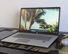 Recensione del portatile HP 17t-cn500: Grande schermo per la multimedialità di base