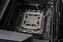 Il Ryzen 7 9800X3D è destinato a succedere al 7800X3D il 7 novembre. (Fonte: Notebookcheck)