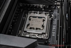 Il Ryzen 7 9800X3D è destinato a succedere al 7800X3D il 7 novembre. (Fonte: Notebookcheck)