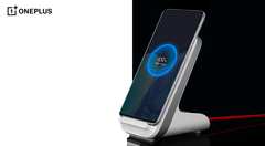 Il OnePlus Warp Charger 50 Wireless Charger può ricaricare il OnePlus 9 Pro in meno di un&#039;ora. (Fonte: OnePlus)