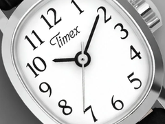 I nuovi orologi Timex Cavatina Mini hanno quadranti puliti e minimalisti.