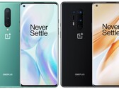 I modelli OnePlus 8 e OnePlus 8 Pro hanno una un punch-hole per la fotocamera frontale verso il lato sinistro. (Fonte immagine: OnePlus - modificato)