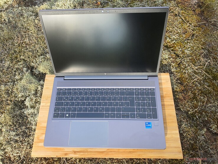 HP ZBook Power 15 G8 con resistenza MIL STD-810H