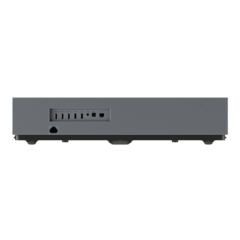 Posteriore: 3x HDMI 2.1 (1 con eARC), 2x USB-A 2.0, uscita audio, S/PDIF, Ethernet