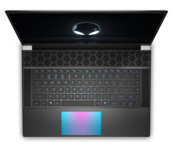 Alienware x16 - Tastiera e touchapd. (Fonte: Dell)