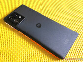 Motorola ha rilasciato finora un solo smartphone con Snapdragon 8 Gen 2, anche se con tre nomi. Immagine di Edge 40 Pro. (Fonte: Notebookcheck)