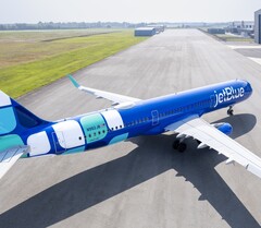Un aereo JetBlue (fonte: Amazon)