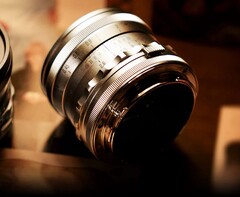 Brightin Star offre ora un obiettivo full-frame 35 mm f/1.4 relativamente conveniente (Fonte: Brightin Star)