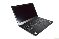 Recensione del computer portatile Lenovo ThinkPad T15 Gen 1. Dispositivo fornito da campuspoint