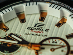 Un primo piano del logo Casio Edifice