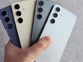 I modelli Galaxy S24, S24 Plus e S24 Ultra costano rispettivamente 799,99 dollari, 999,99 dollari e 1.299,99 dollari negli Stati Uniti.