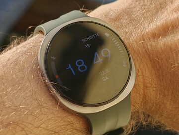 Galaxy Watch9 esposto alla luce diretta del sole