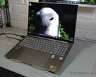 Recensione dell'Acer Swift 16 AI: Le prestazioni elevate incontrano un raffreddamento impressionante
