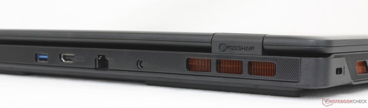 Posteriore: USB-A 3.2 Gen. 1, HDMI 2.1, RJ-45 (1 Gbps), adattatore AC