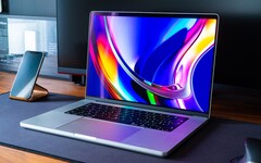 Si dice che Apple impiegherà alcuni anni per mettere a punto i pannelli OLED per i MacBook Pro. (Fonte: Mohamed Kerroudj)