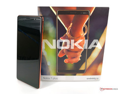 Recensione: Nokia 7 Plus. Modello fornito da HMD Global Germany.