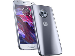 Recensione: Motorola Moto X4. Modello fornito da Lenovo Germany.