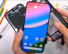 L'esperto di teardown è piuttosto impressionato dai componenti interni del Google Pixel 10 Pro XL. (Fonte: JerryRigEverything)