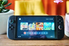Il Nintendo Switch 2 è molto più grande, ma anche più ergonomico del suo predecessore. (Fonte: Notebookcheck)