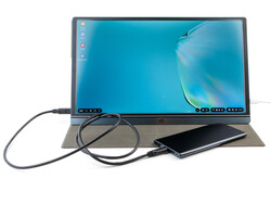 Recensione del monitor portatile M MEMTEQ Z1. Dispositivo di test fornitod a Lepow USA.