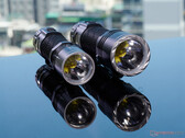 EDC33 (a sinistra) e EDC35 (a destra) di Nitecore. (foto: Andreas Sebayang/Notebookcheck.com)