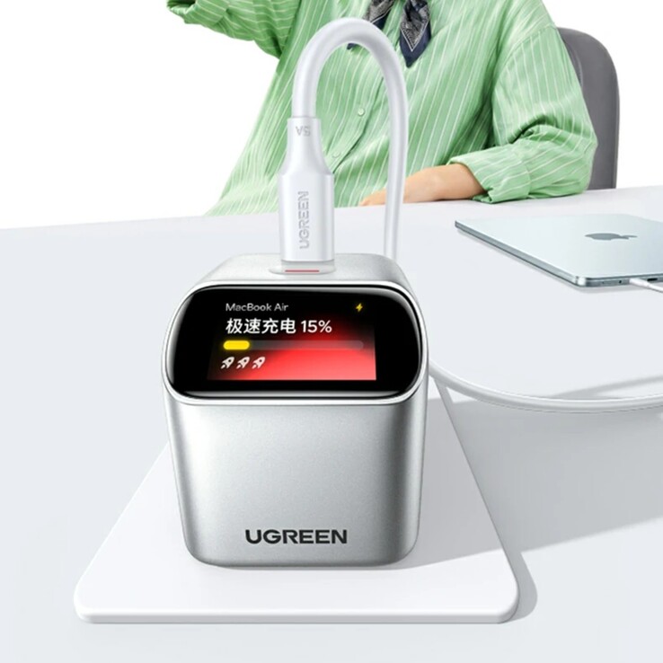 Il caricatore Ugreen X740 45W GaN è in grado di identificare il suo iPhone o MacBook Air