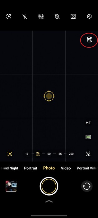 L'icona del teleconvertitore nell'app fotocamera è una pratica scorciatoia nella maggior parte delle modalità.