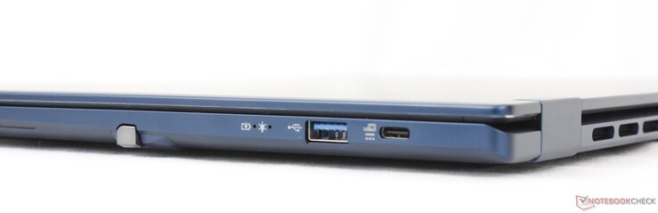 Destra: Penna stilo, USB-A (5 Gbps), USB-C 4.0 con Power Delivery + DisplayPort