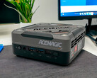 Recensione dell'Acemagic AM18: Mini-PC per il gaming dall'accattivante look cyberpunk con AMD Ryzen 7 7840HS e 32 GB di RAM