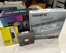 Un'immagine che mostra a Redditor il kit di memoria Corsair 32 GB DDR5, la CPU AMD Ryzen 5 7600X, la scheda madre Gigabyte B850M Eagle e il Cooler Master 240L AIO