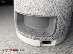 Pulsanti del volume, con un'altra coppia sul lato opposto