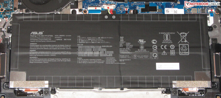 La batteria ha una capacità di 67 Wh