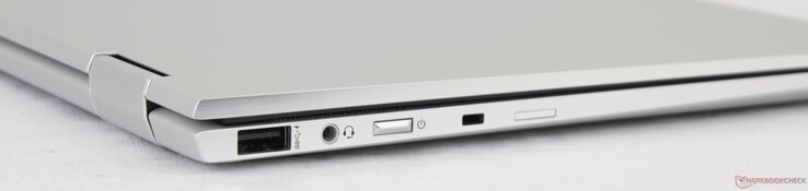 Lato Sinistro: USB 3.1 Tipo A, audio combinato da 3,5 mm, pulsante di alimentazione, slot Nano Security lock, slot Nano-SIM (opzionale)