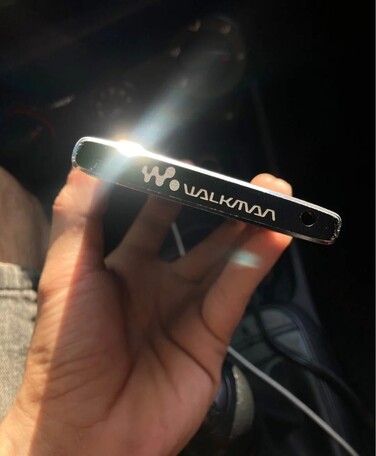 Incisione del Walkman. (Fonte immagine: Reddit)