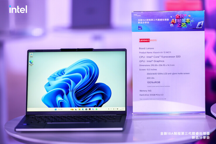 Il computer portatile Lenovo Lecoo Air 13 Wildcat Lake (traduzione automatica)