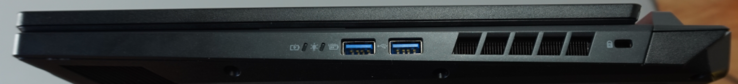 Porte di destra: 2 x USB-A (10 Gbit/s), blocco Kensington