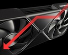 GPU Nvidia RTX 5090 con freccia rivolta verso il basso per indicare il calo delle prestazioni.