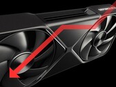 GPU Nvidia RTX 5090 con freccia rivolta verso il basso per indicare il calo delle prestazioni.