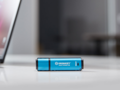 L'USB crittografata Kingston IronKey Vault Privacy 50 è dotata di protezione contro gli attacchi BadUSB. (Fonte: Kingston)