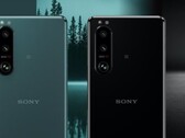 Il Sony Xperia 5 III (nella foto) è stato rilasciato nell'ottobre 2021 ed era dotato di un SoC Snapdragon 888. (Fonte: Sony - modifica)