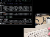Il C64 del modder che estrae un blocco di prova (fonte: 8 Bit Show And Tell)