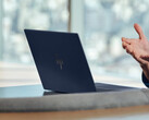 HP fa pagare 1.699,99 dollari per l'EliteBook Ultra G1q, nonostante le somiglianze schiaccianti che esistono con il molto più economico OmniBook X. (Fonte: HP)