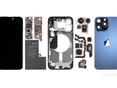 ARM guadagna meno di 0,30 dollari per ogni iPhone 15 venduto. (Immagine: iFixit)