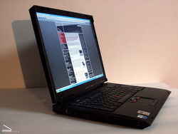 IBM ThinkPad R50p (2004) (fonte: Notebookcheck.com)