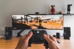 Microsoft sta lavorando a una console alternativa a basso costo che si affiderà esclusivamente al cloud gaming (immagine via Unsplash)