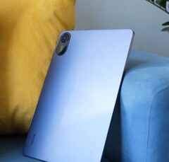 Il Redmi Pad 2 in carne e ossa. (Fonte immagine: Tuk Emperial) 
