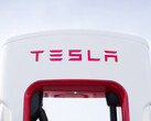 I Magic Dock Supercharger ricaricheranno presto altri veicoli elettrici (immagine: Tesla)