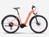 La bicicletta elettrica Rockrider E-ACTV 500 arancione pesca di Decathlon