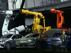 Il CEO di Nvidia presenta i clienti della piattaforma robotaxi al keynote del GTC.